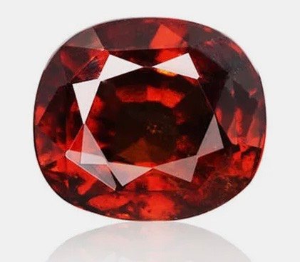 Hessonite garnet (GOMED)